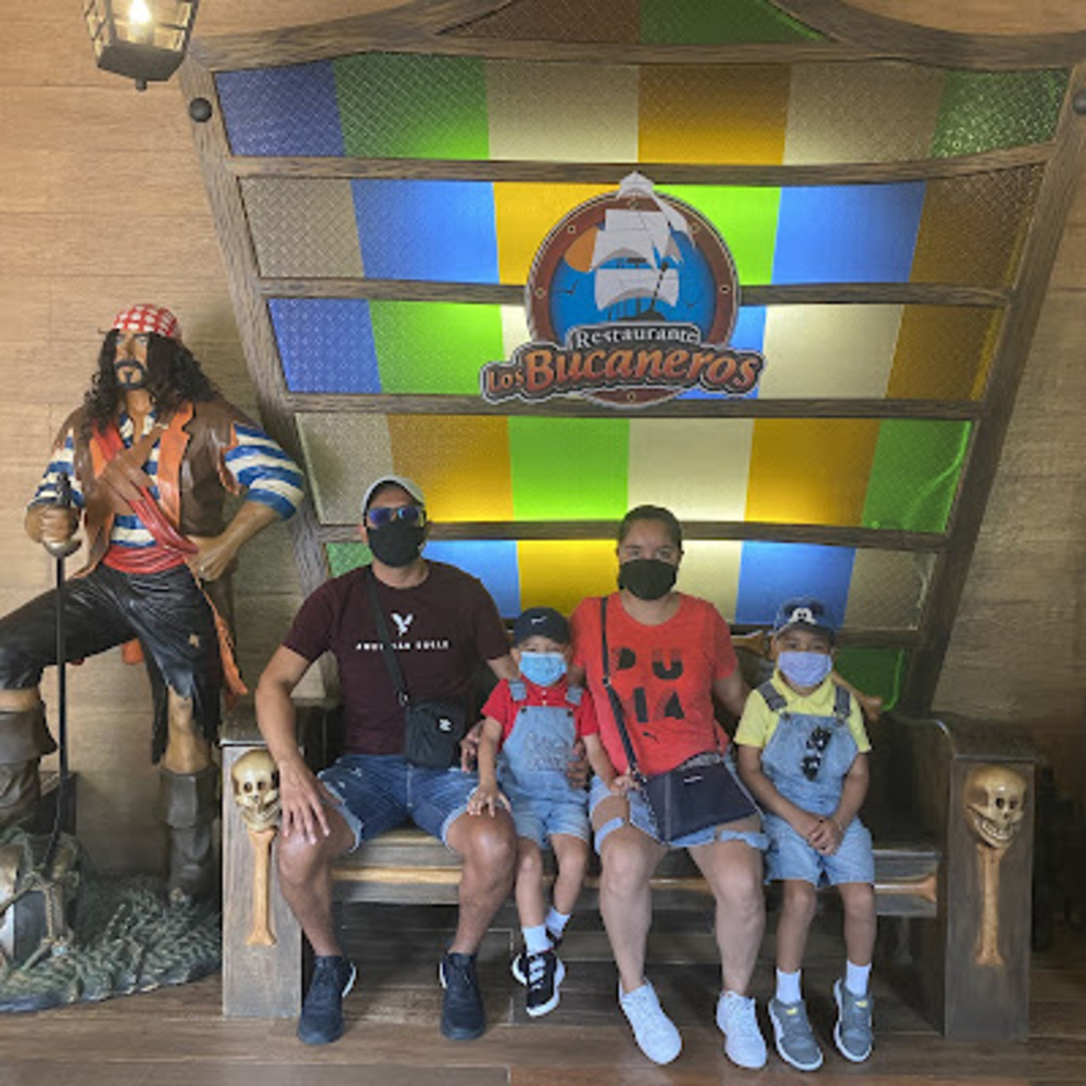 Meet your Posher, Cesar